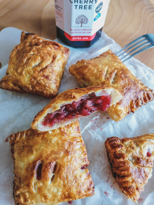 Vegan Blackcurrant & Apple Pies Recipe