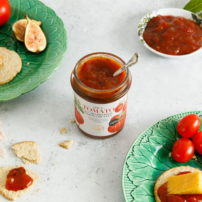 Kew Spicy Tomato & Caramelised Onion Chutney